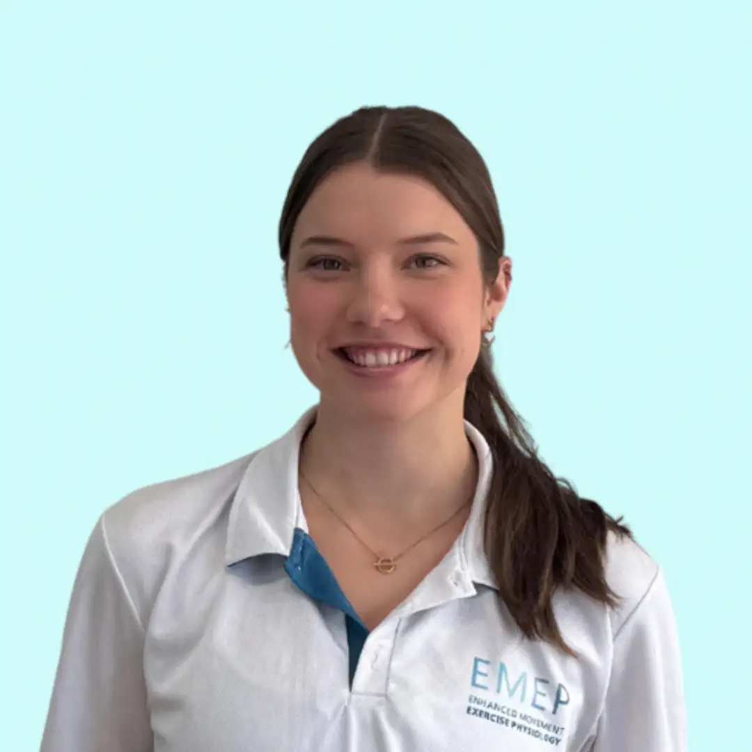 Bailey White Client Experience Officer wearing EMEP shirt